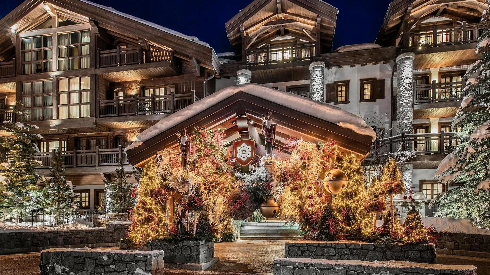 Top Hotels in Courchevel 1550 for Every Traveler